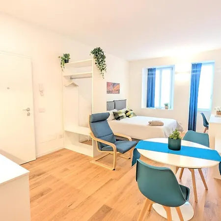 Bergamasque Apartment *